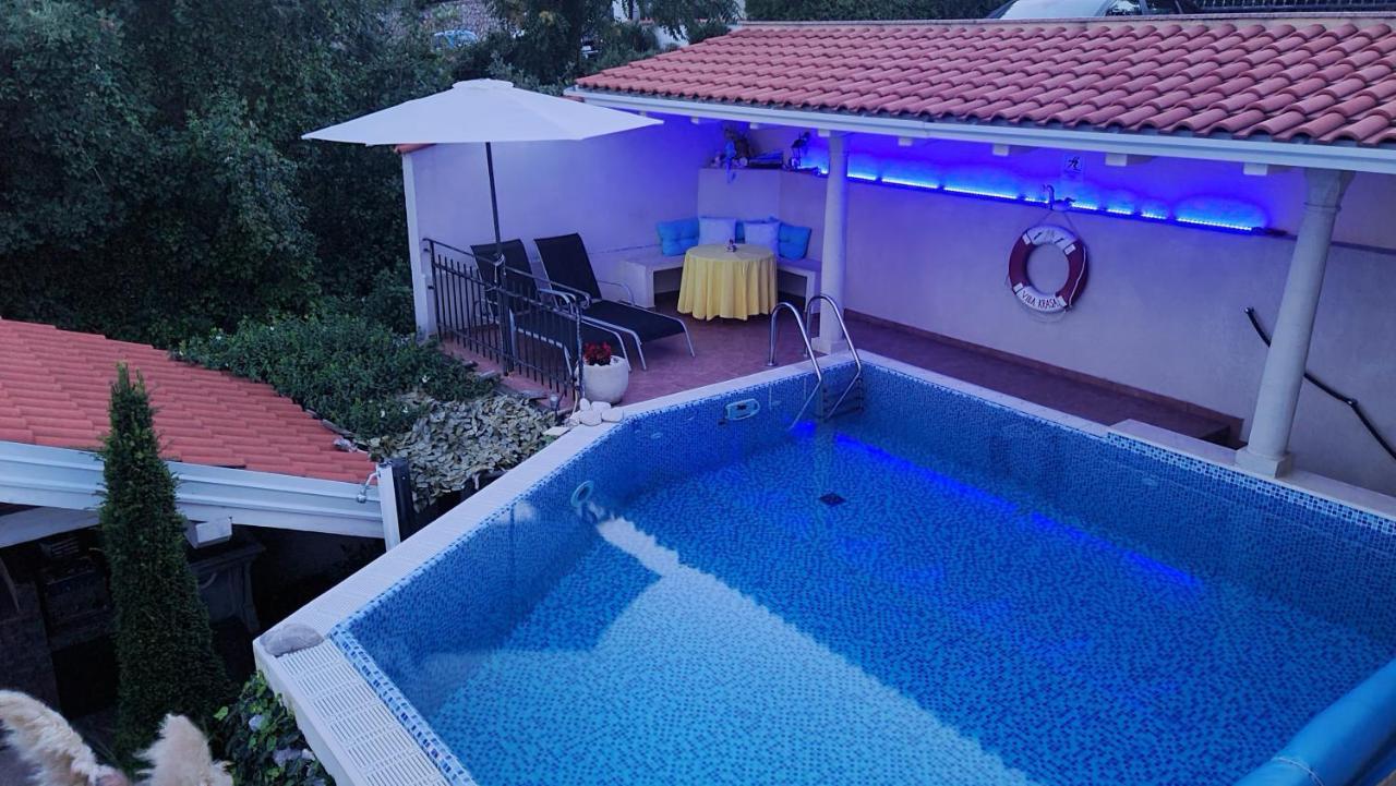 לובראן Apartments Villa Krasa מראה חיצוני תמונה