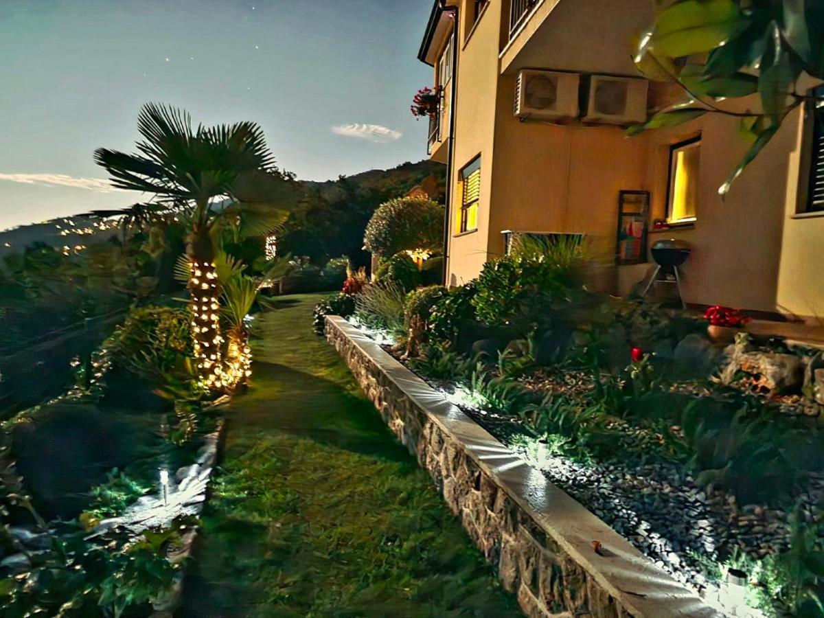 לובראן Apartments Villa Krasa מראה חיצוני תמונה