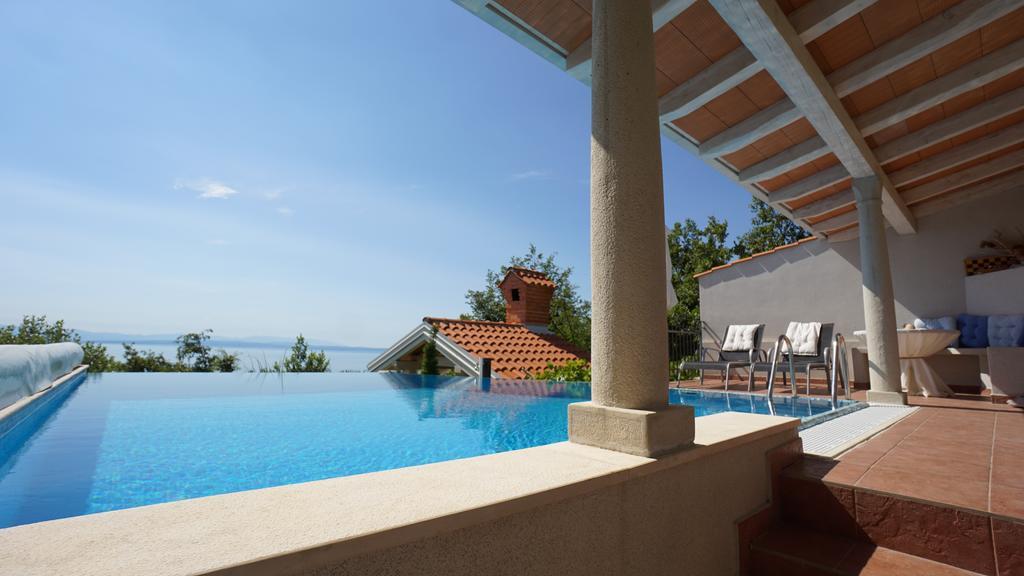 לובראן Apartments Villa Krasa מראה חיצוני תמונה